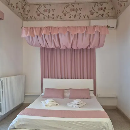 Tenuta Del Salento 4* גלאטינה