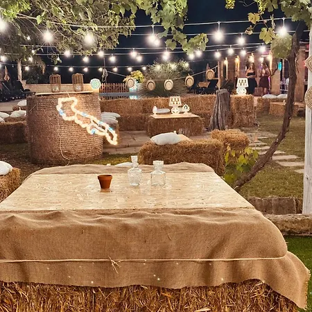 Tenuta Del Salento לינה וארוחת בוקר גלאטינה