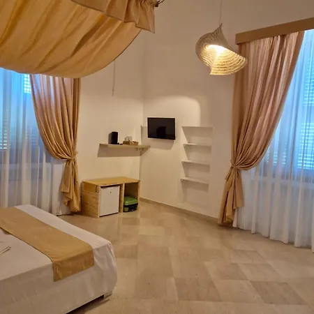 Tenuta Del Salento לינה וארוחת בוקר גלאטינה