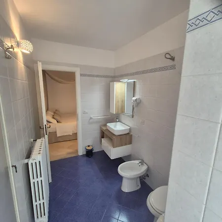 Tenuta Del Salento לינה וארוחת בוקר 4*